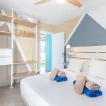 Flatguest Cotillomar Lagos Apartment