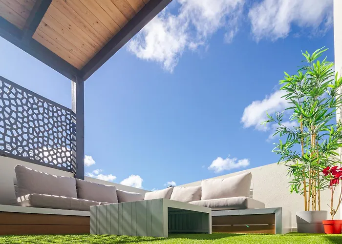 Flatguest Cotillomar Lagos